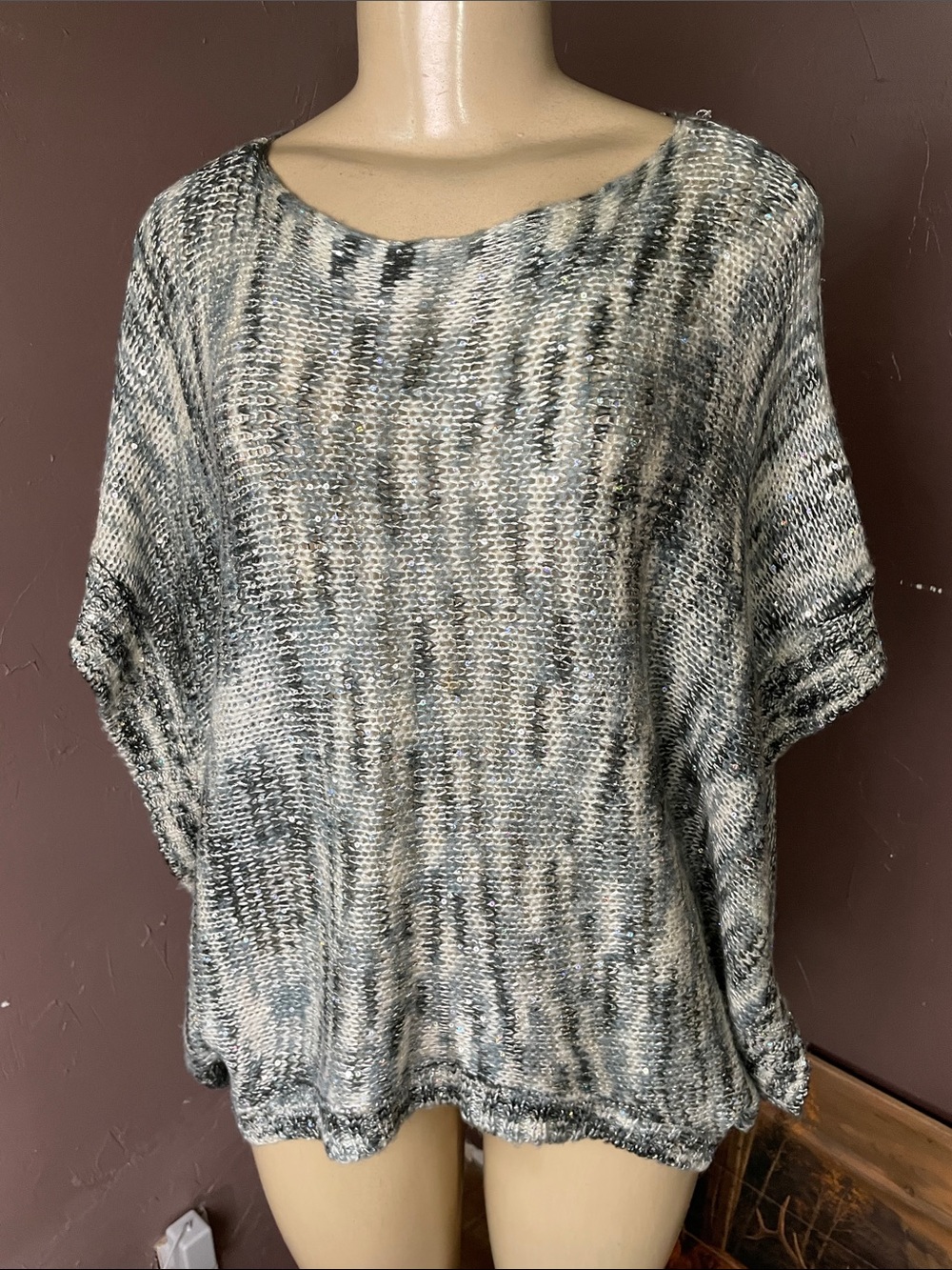 Lady Noiz Oversized Knit Tunic in Gray and White